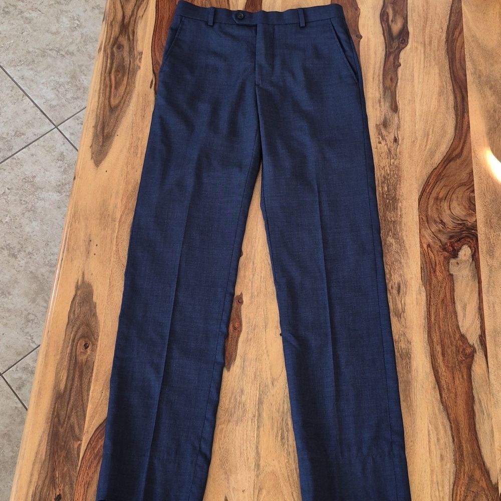 Kenneth Cole Awearness  Wool Pants